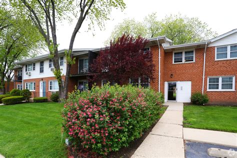 Apartments For Rent in Des Plaines, IL